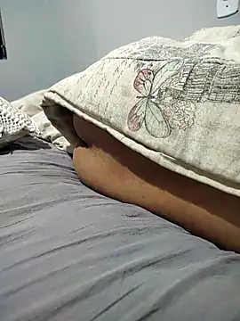 Snapshot of OlimpoRV chatting on 10.04.25 OlimpoRV online show from 10.04.25