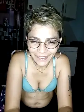 Snapshot of Lulypsicologasexual chatting on 03.17.26 Lulypsicologasexual online show from 03.17.26