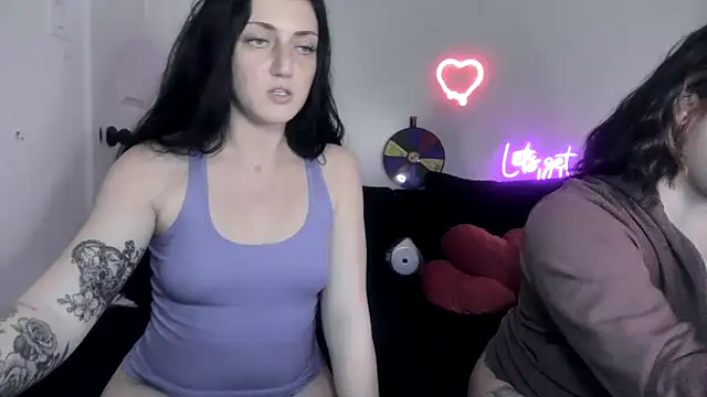 Snapshot of torithequeen chatting on 03.04.26 torithequeen online show from 03.04.26