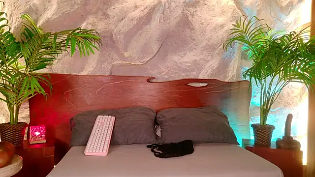 alisonn moon online show from 08.06.26
