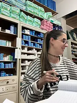 Snapshot of ferchule7 chatting on 11.13.25 ferchule7 online show from 11.13.25