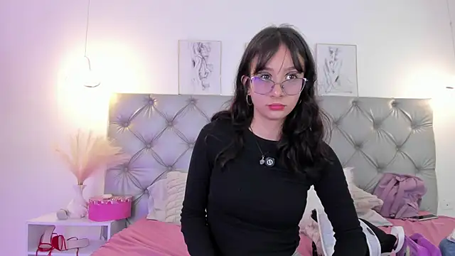 Naughty Couple83 online show from 04.29.26