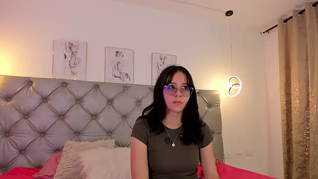 Naughty Couple83 online show from 05.05.26