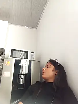 Angel yk online show from 09.17.25