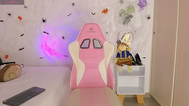 Nataly evans18 online show from 10.12.25