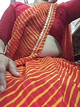 Snapshot of indianhotwife639 chatting on 08.04.26 indianhotwife639 online show from 08.04.26