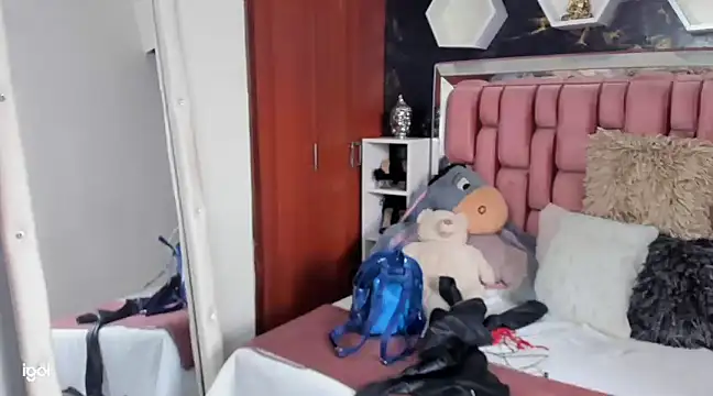 sara slut21 online show from 02.12.25