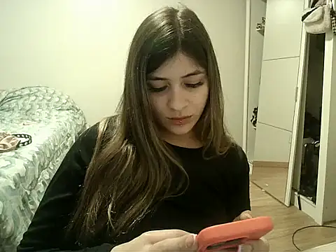 Becca B online show from 05.10.26