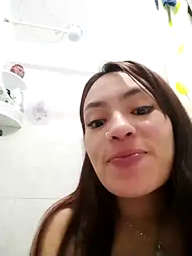 Snapshot of Adarha_Ramirez chatting on 11.26.25 Adarha Ramirez online show from 11.26.25