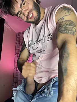 Snapshot of King_Draven3 chatting on 02.25.26 King Draven3 online show from 02.25.26