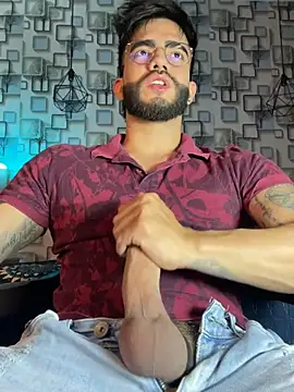 Snapshot of King_Draven3 chatting on 02.26.26 King Draven3 online show from 02.26.26