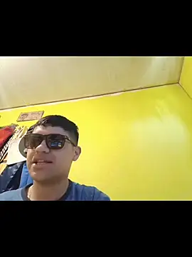 juanfritaa21 online show from 10.14.25