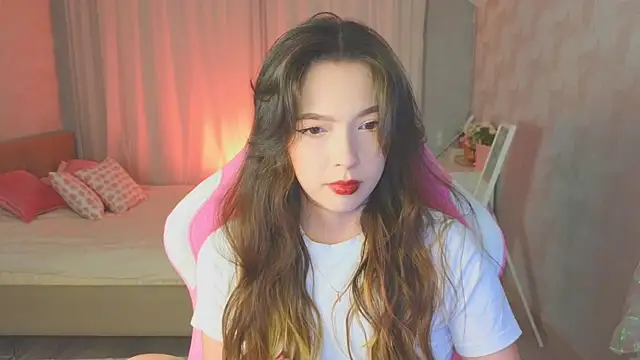 Snapshot of yuna_sunshy chatting on 09.08.25 yuna sunshy online show from 09.08.25