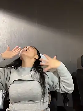 Emily Rivers  online show from 02.20.26