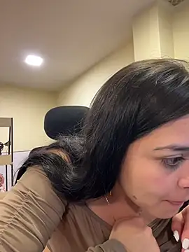 Emily Rivers  online show from 03.04.26