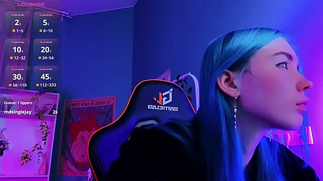 Snapshot of Kiara_Dream chatting on 09.22.25 Kiara Dream online show from 09.22.25