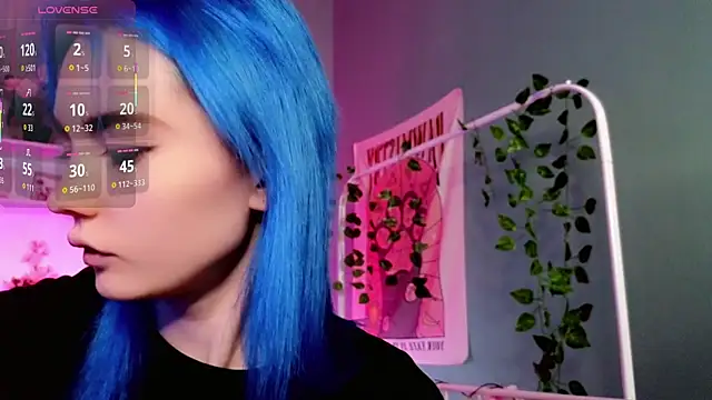 Snapshot of Kiara_Dream chatting on 11.29.25 Kiara Dream online show from 11.29.25