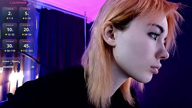 Snapshot of Kiara_Dream chatting on 01.31.26 Kiara Dream online show from 01.31.26