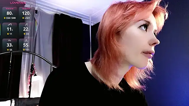 Snapshot of Kiara_Dream chatting on 03.19.26 Kiara Dream online show from 03.19.26