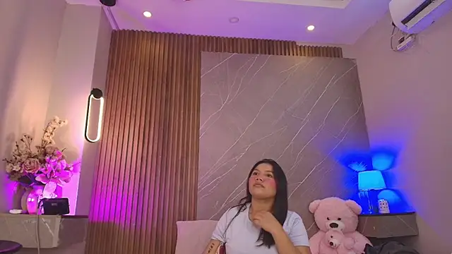 emma  rose1 online show from 05.03.26