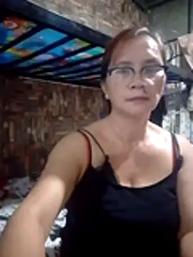 SexyHottMom online show from 04.22.26