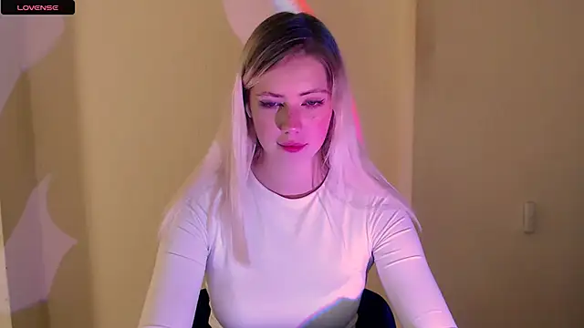 AliceHotty  online show from 09.27.25