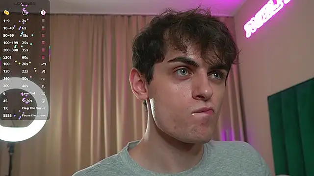 Snapshot of fordenisk chatting on 10.22.25 fordenisk online show from 10.22.25