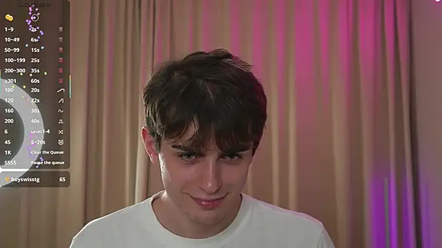 Snapshot of fordenisk chatting on 10.23.25 fordenisk online show from 10.23.25