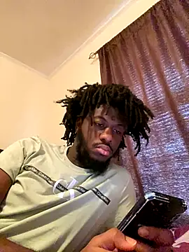 Snapshot of ThickDic28 chatting on 09.22.25 ThickDic28 online show from 09.22.25