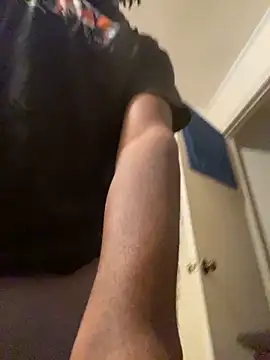 Snapshot of ThickDic28 chatting on 10.08.25 ThickDic28 online show from 10.08.25