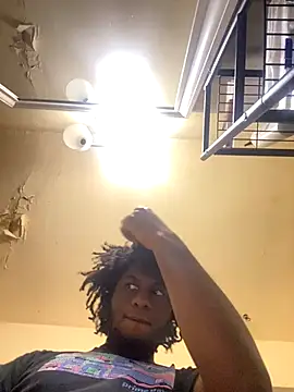 Snapshot of ThickDic28 chatting on 10.10.25 ThickDic28 online show from 10.10.25