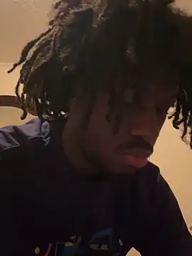 Snapshot of ThickDic28 chatting on 11.27.25 ThickDic28 online show from 11.27.25