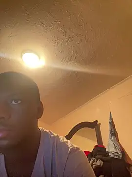 Snapshot of ThickDic28 chatting on 02.25.26 ThickDic28 online show from 02.25.26