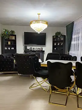 Emilia Mausi online show from 11.15.25