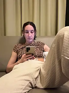 Emilia Mausi online show from 02.11.26