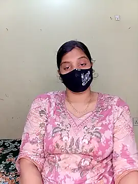 Snapshot of Rose-luckey chatting on 02.05.26 Rose-luckey online show from 02.05.26