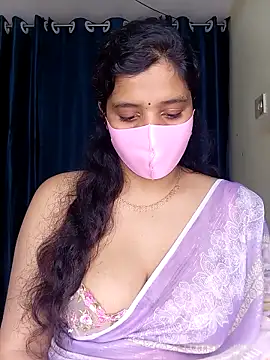 Snapshot of Rose-luckey chatting on 02.11.26 Rose-luckey online show from 02.11.26