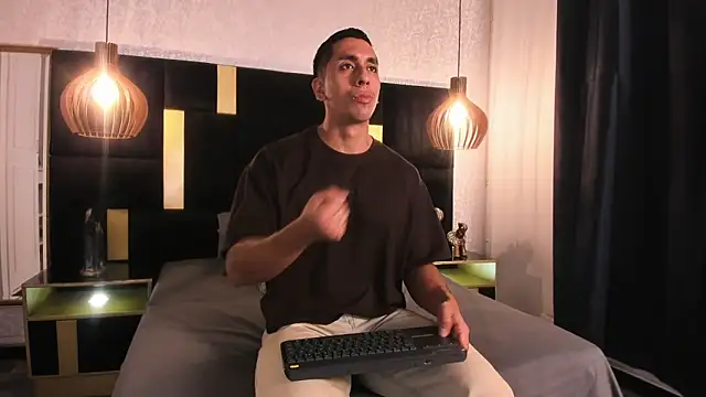 Lucio  Fox online show from 05.02.26