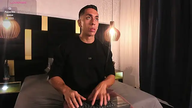 Snapshot of Lucio__Fox chatting on 05.21.26 Lucio Fox online show from 05.21.26