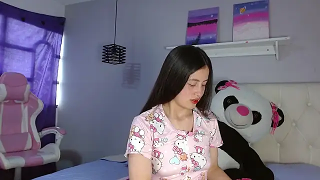 Zaaida  online show from 10.17.25