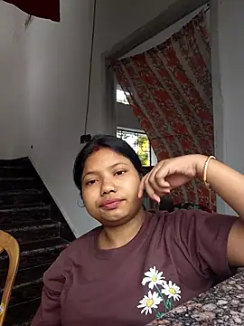 Snapshot of Redchery chatting on 06.23.26 Redchery online show from 06.23.26
