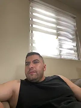raulgzz4 online show from 05.26.26