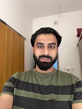 hottestboy03 online show from 10.31.25