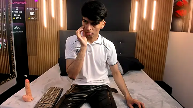 OnlyJos online show from 10.28.25