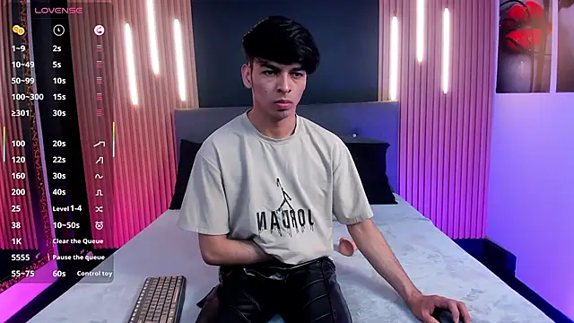 OnlyJos online show from 02.02.26