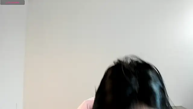 Snapshot of scarlett_bluntt chatting on 08.04.26 scarlett bluntt online show from 08.04.26