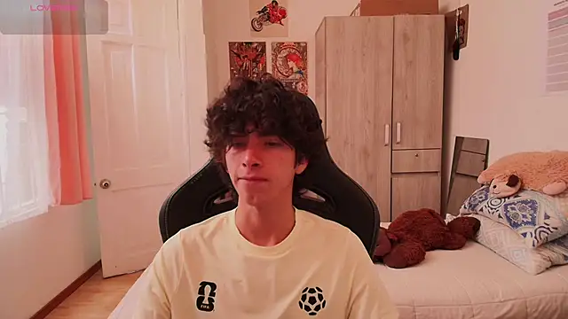 Nude Boy18 online show from 04.25.26