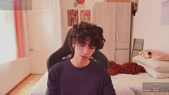 Nude Boy18 online show from 04.30.26