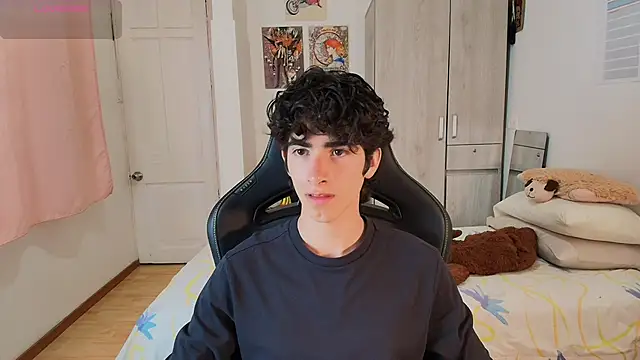 Nude Boy18 online show from 05.31.26