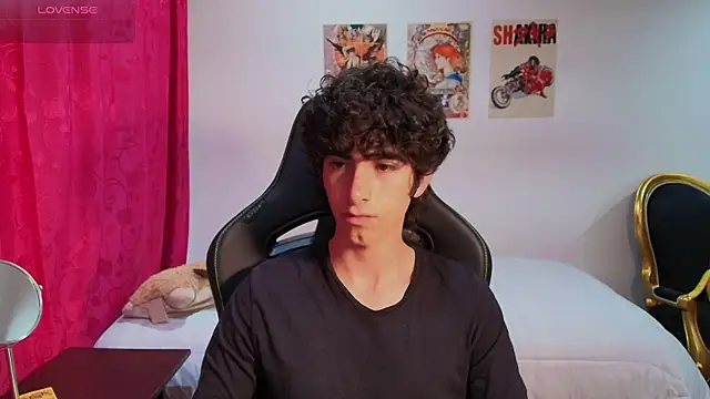Nude Boy18 online show from 07.06.26
